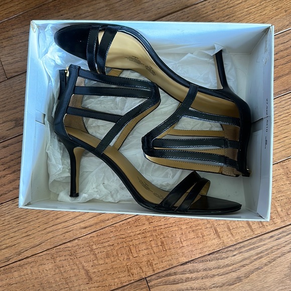 Nine West Gee Louis Black Genuine Leather Sandals - Picture 3 of 9